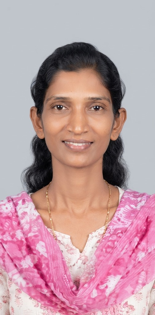 Madhu Mala Kujur - Full time Patient Care and Elderly Care in Malad West in Mumbai
